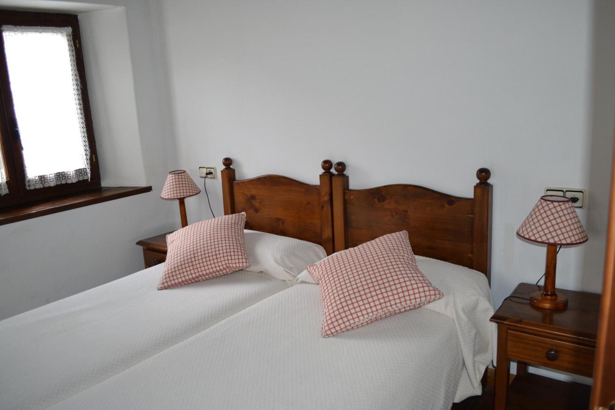 Apartamentos Linsoles Eriste Ngoại thất bức ảnh