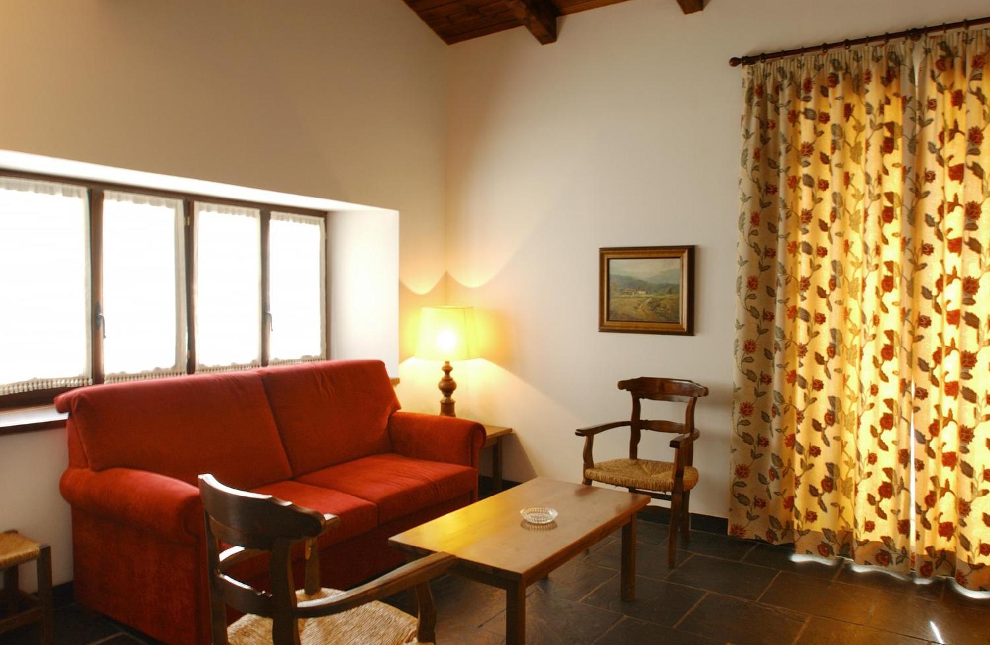 Apartamentos Linsoles Eriste Ngoại thất bức ảnh