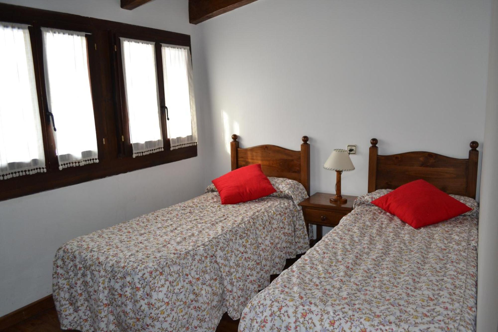 Apartamentos Linsoles Eriste Ngoại thất bức ảnh
