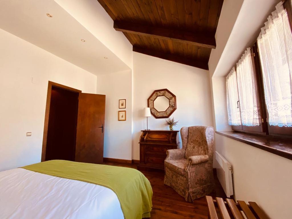 Apartamentos Linsoles Eriste Ngoại thất bức ảnh