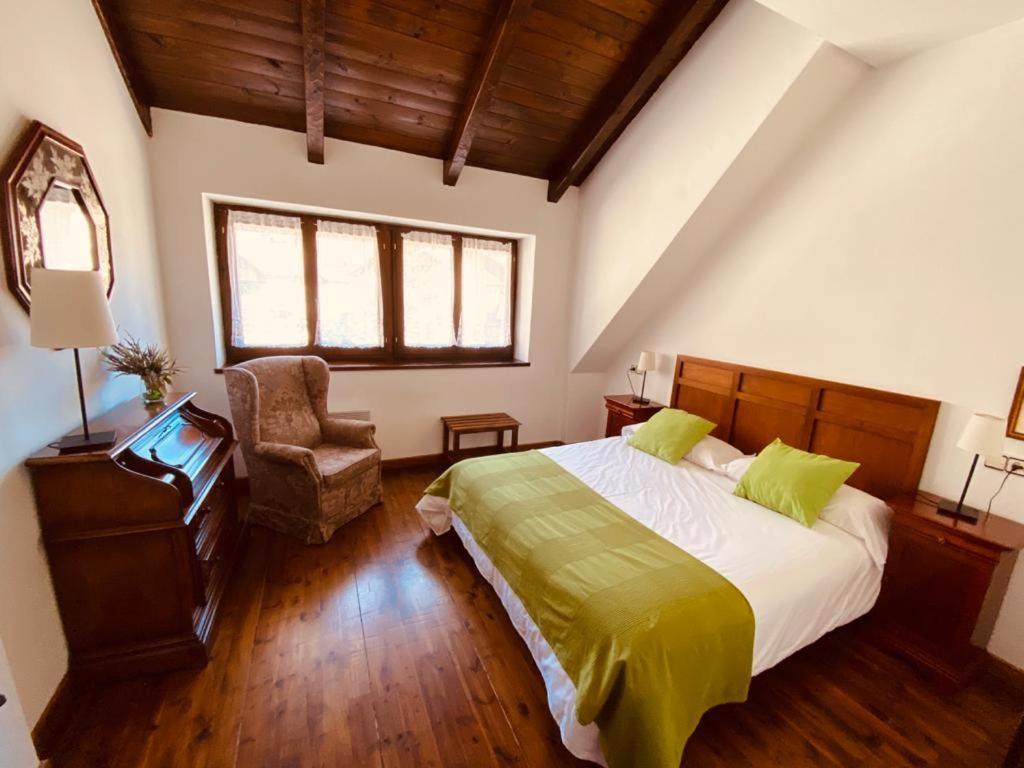 Apartamentos Linsoles Eriste Ngoại thất bức ảnh