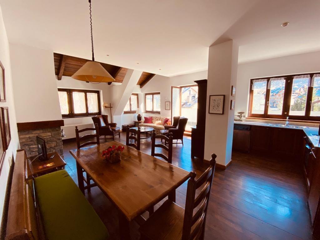 Apartamentos Linsoles Eriste Ngoại thất bức ảnh